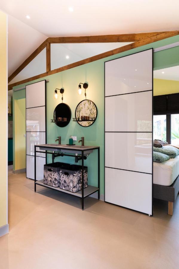 Zen-Bungalow No 1 Met Sauna En Hottub Rheezerveen المظهر الخارجي الصورة
